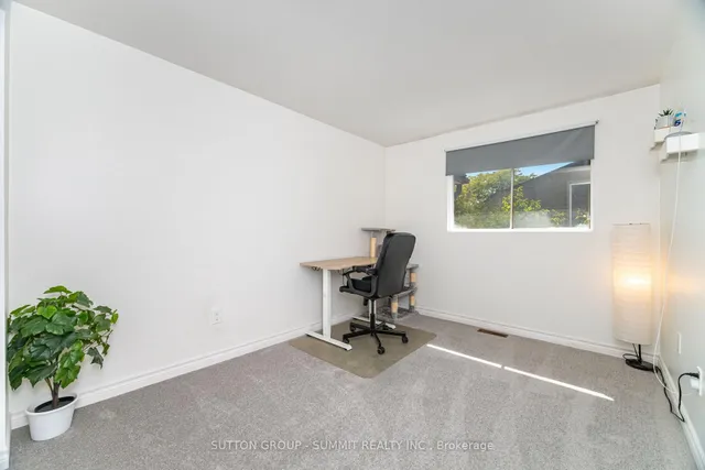 Additional image 16 of 552 PINEDALE Ave