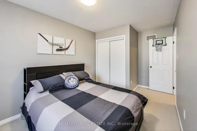 Additional image 21 of 74 Bradley Ave