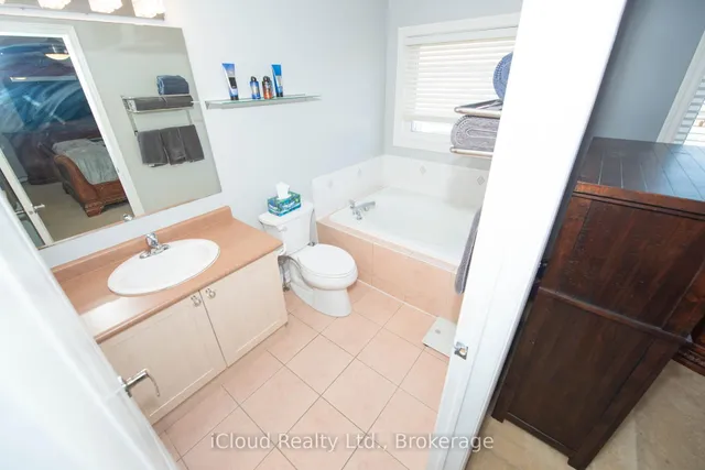 Additional image 18 of 19 Fountainview Way