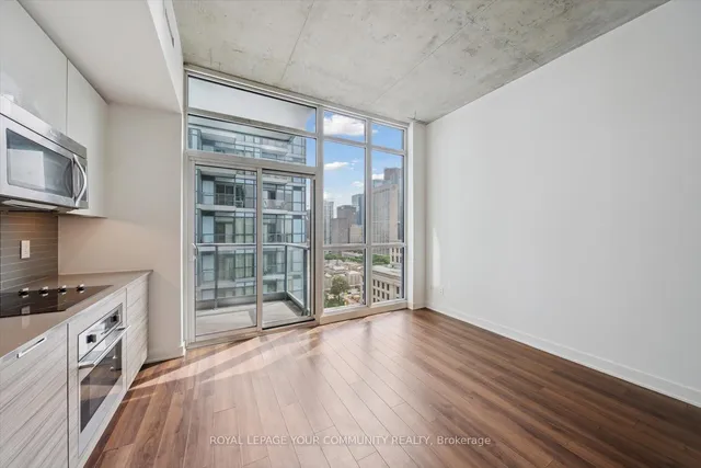 Additional image 8 of 210 Simcoe St Unit 1902