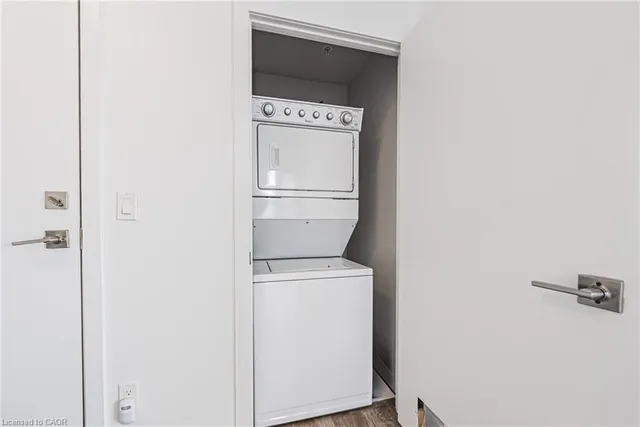 Additional image 25 of 2081 Fairview St Unit 2001