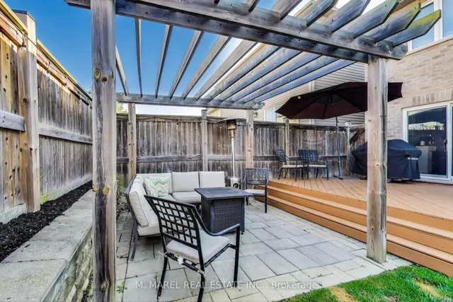 Additional image 36 of 74 Bradley Ave