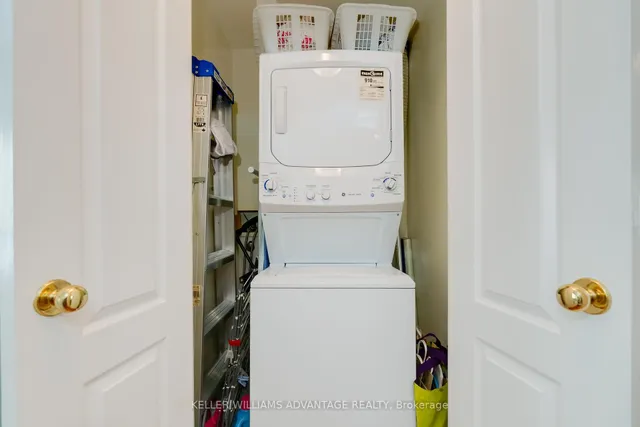 Additional image 21 of 28 William Carson Cres Unit PH22