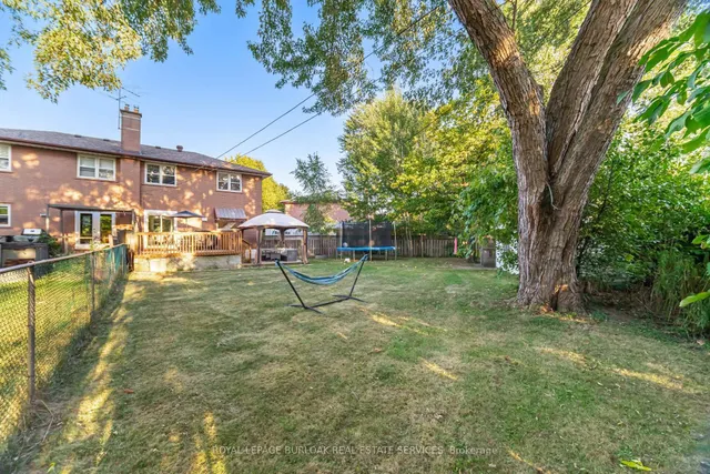 Additional image 47 of 2295 Barclay Rd