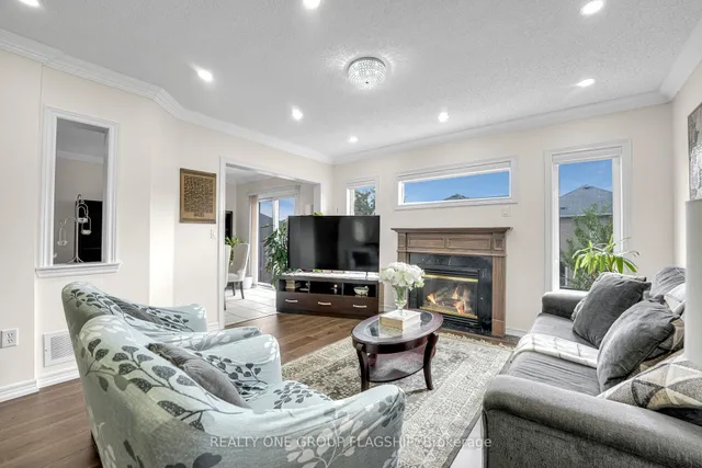 Additional image 12 of 1128 Knotty Pine Grve