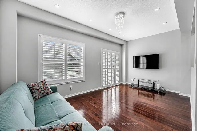 Additional image 16 of 245 Checkerberry Cres