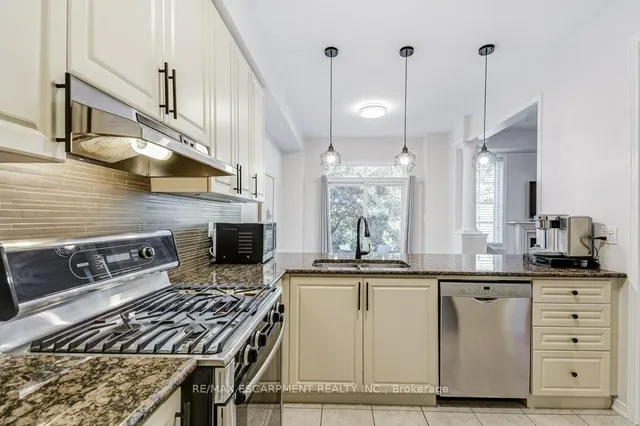 Additional image 12 of 45 Cathedral St