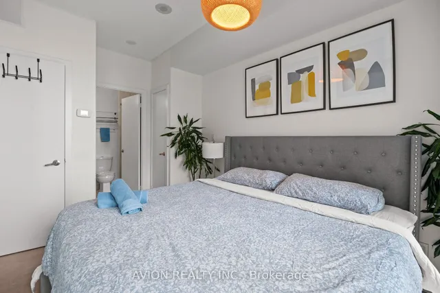 Additional image 7 of 65 Bremner Blvd Unit 3501