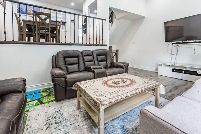 Additional image 20 of 31 Mccallum Crt Unit 31