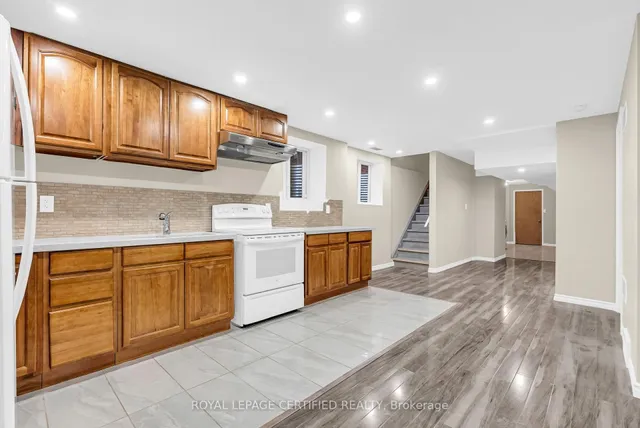 Additional image 39 of 61 Dunley Cres