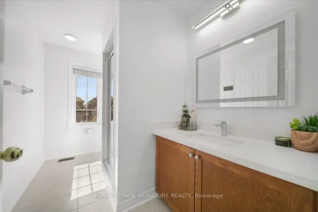 Additional image 32 of 482 Cedric Terr