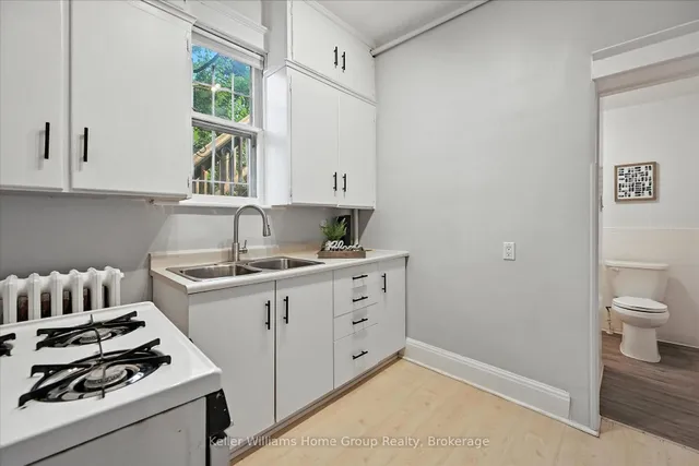 Additional image 42 of 1047 Main St