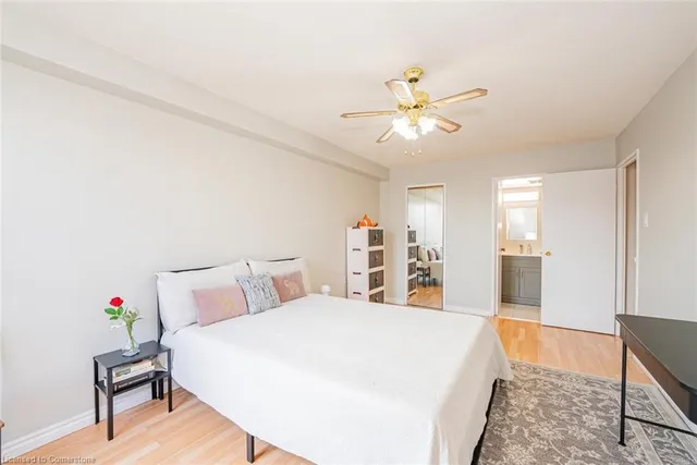 Additional image 29 of 18 Knightsbridge Rd Unit 304