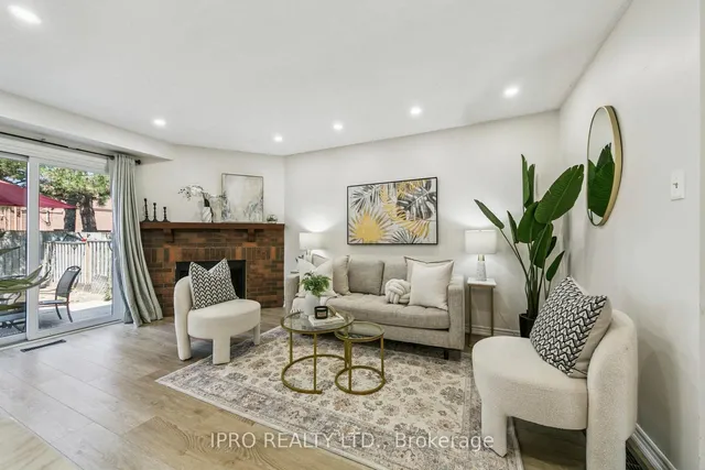 Additional image 13 of 3455 Caplan Cres Unit 3