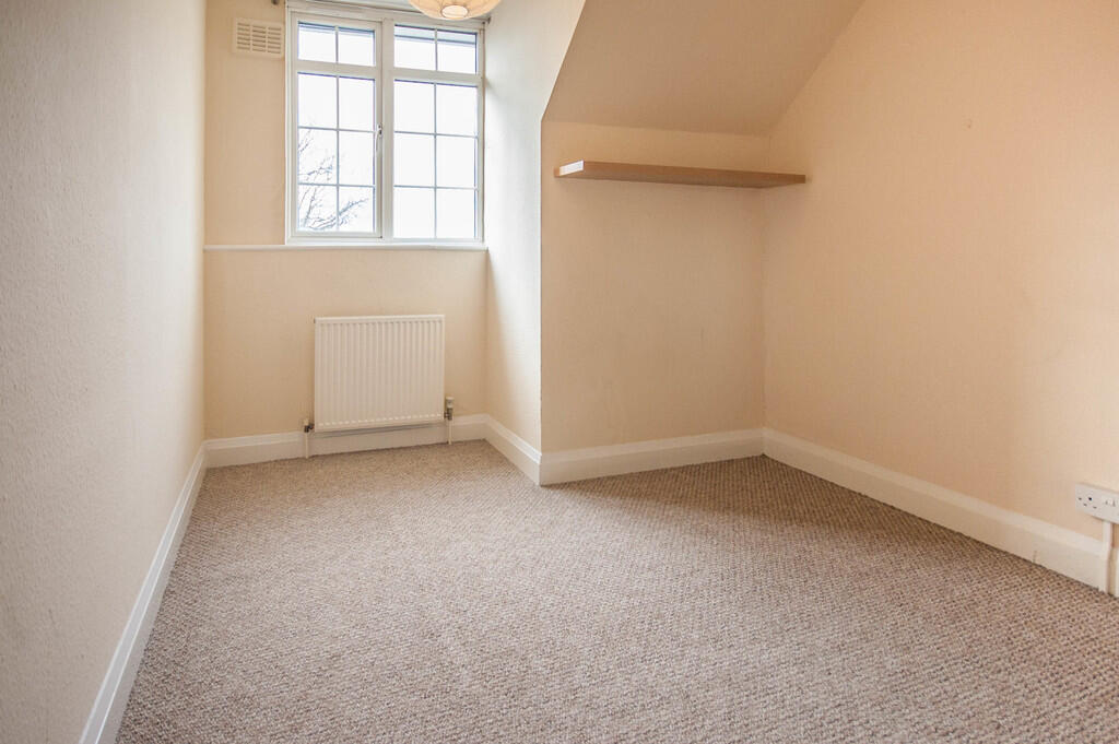 Additional image 16 of Bradmore Green, Brookmans Park