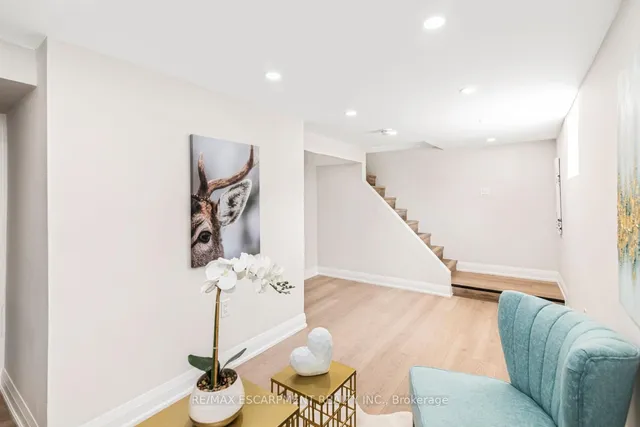 Additional image 39 of 237 Adair Ave