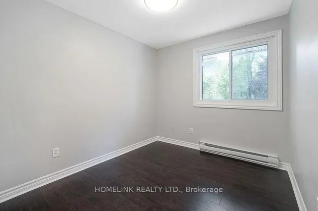 Additional image 15 of 25 Hercules Crt