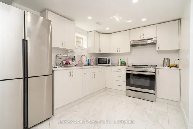 Additional image 36 of 66 Danesbury Cres