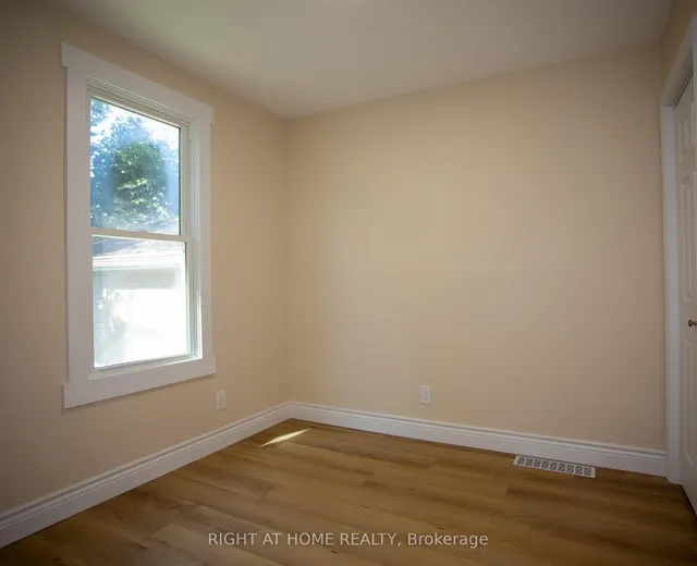 Additional image 14 of 11 Robins Ave