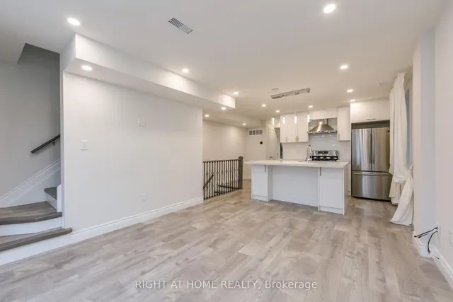 Additional image 12 of 701 Dupont St