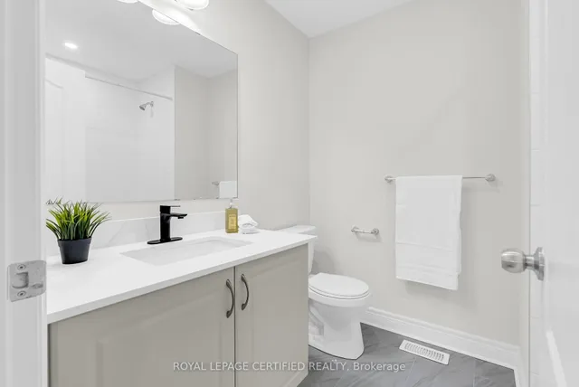 Additional image 35 of 61 Dunley Cres