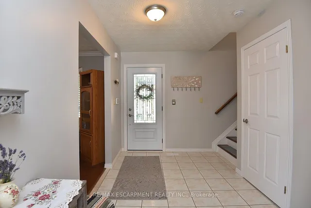 Additional image 8 of 11 Jacqueline Blvd