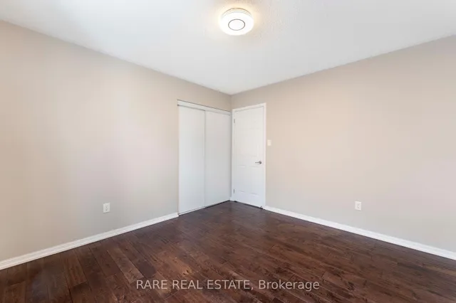 Additional image 28 of 953 Rigo Cross