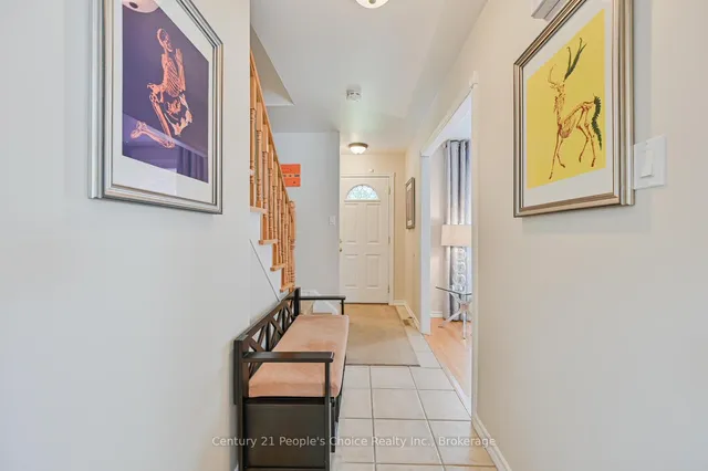 Additional image 7 of 2 Fontaine Crt