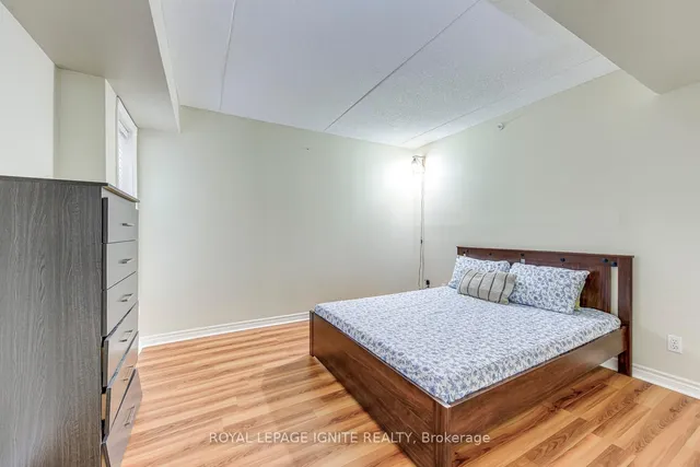 Additional image 27 of 1820 Walkers Line Unit 211