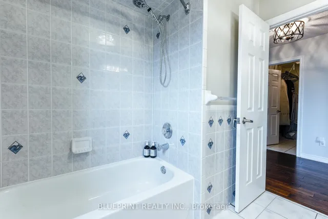 Additional image 23 of 812 Knotty Pine Grve