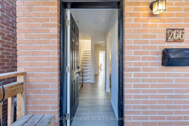 Additional image 2 of 266 Earlscourt Ave