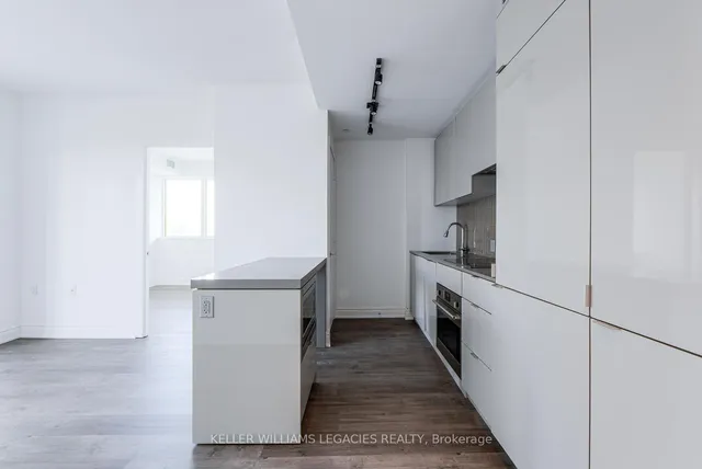 Additional image 4 of 7 Grenville St Unit 3705