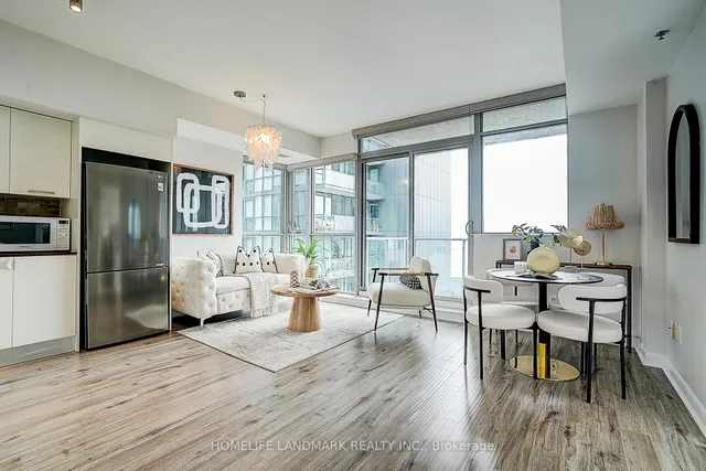 Additional image 7 of 375 King St Unit 3103