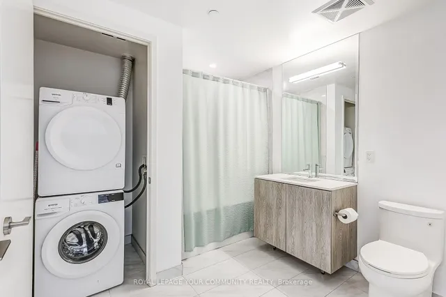 Additional image 13 of 15 Queens Quay St Unit 1808