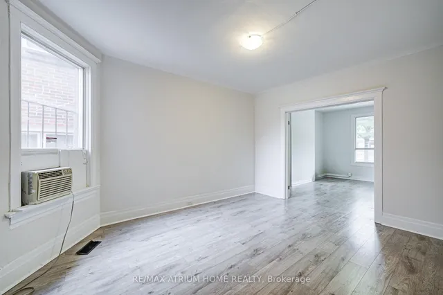 Additional image 9 of 1000 Dundas St