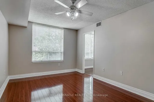 Additional image 20 of 1270 Maple Crossing Blvd Unit 304