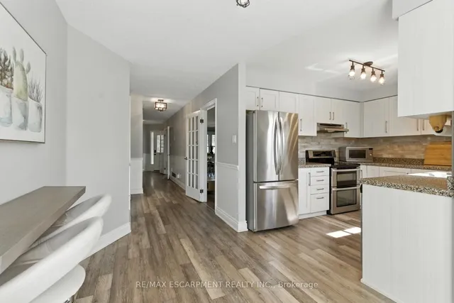 Additional image 8 of 580 Deerhurst Dr