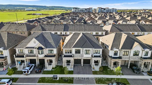 Additional image 44 of 471 Bergamot Ave