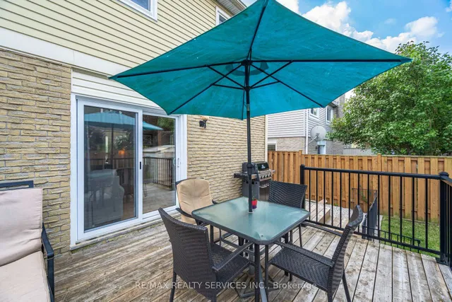 Additional image 37 of 12 Sparklett Cres
