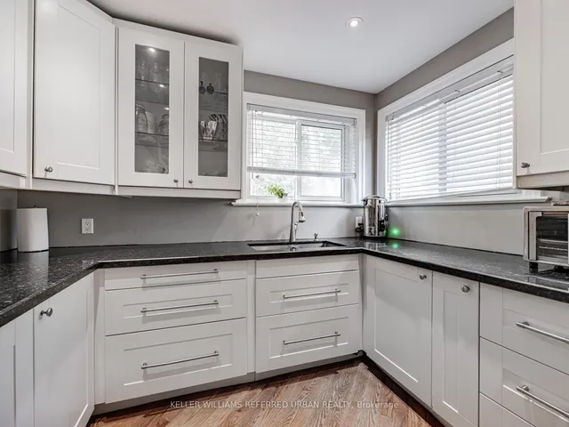 Additional image 25 of 38 Viewmount Ave