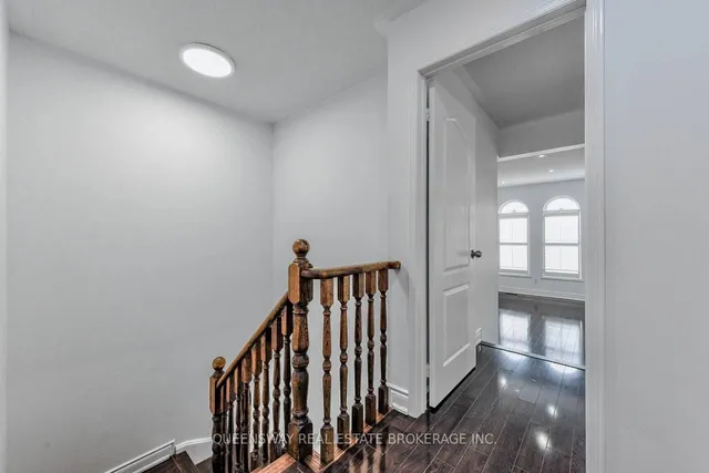 Additional image 28 of 12 Dandelion Rd