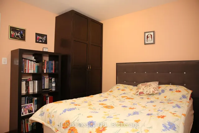 Additional image 12 of 888 Bloor St