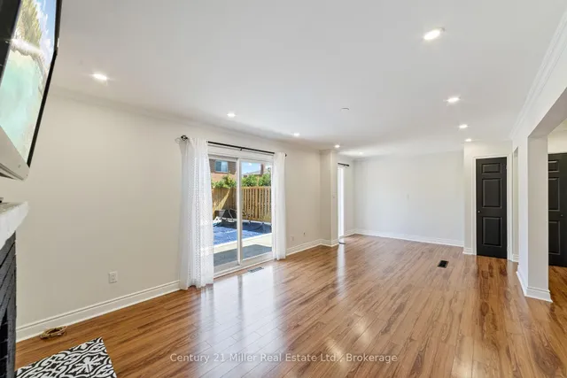 Additional image 27 of 1363 Harmsworth Sq