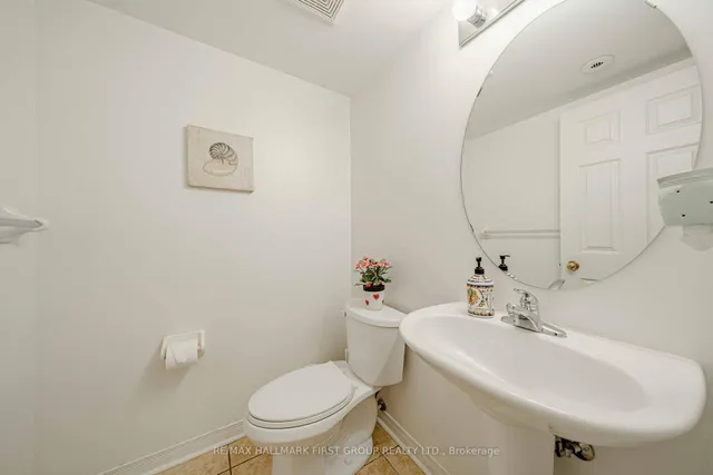 Additional image 35 of 2790 Eglinton Ave Unit 1