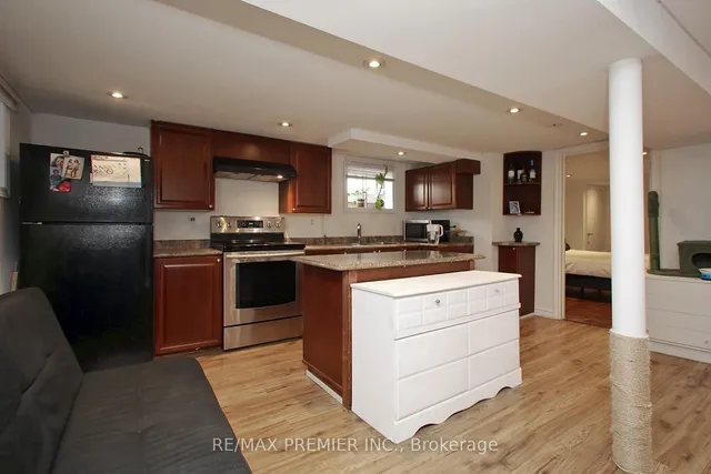 Additional image 18 of 624 McRoberts Ave