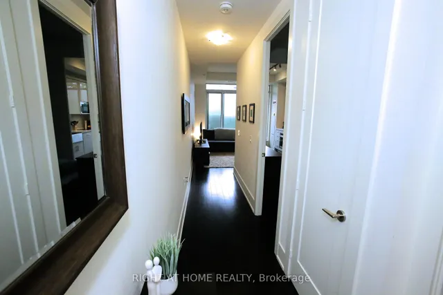 Additional image 7 of 330 Richmond St Unit 210