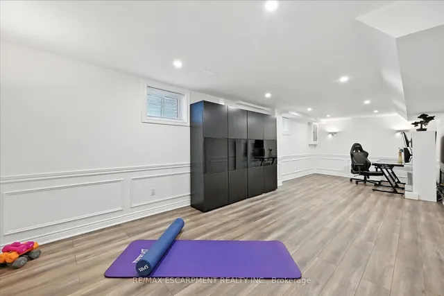 Additional image 29 of 10 Yorkview Pl