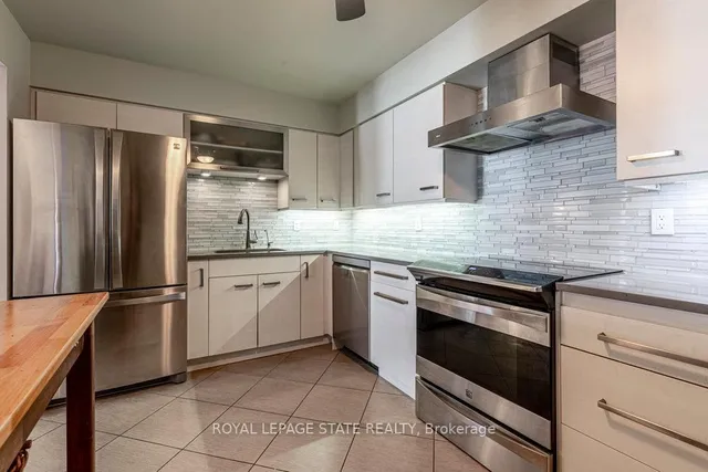 Additional image 13 of 165 Bold St Unit 603