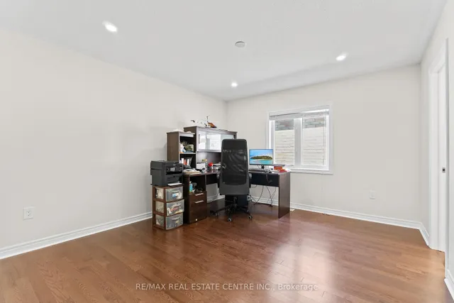 Additional image 34 of 19 Foliage Dr