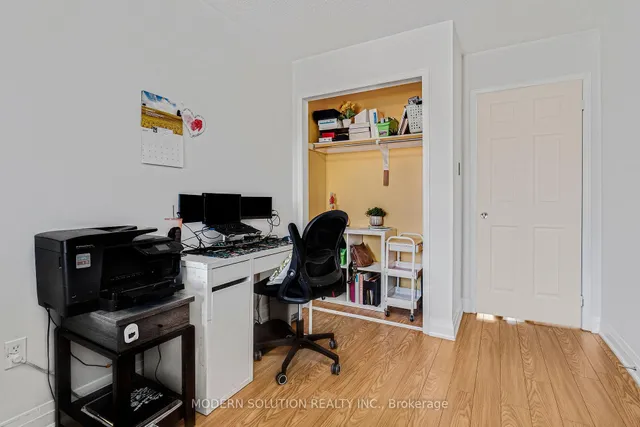 Additional image 27 of 67 Roundstone Dr